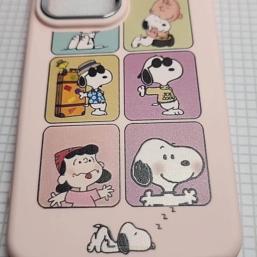 Brand new Samsung Galaxy S25 Ultra Snoopy Silicone Phonecase